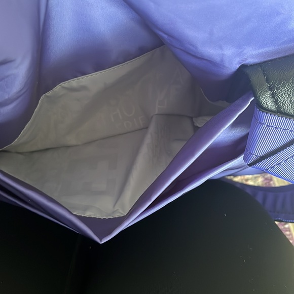 Lululemon Triumphant Purple Ruffled Gym Tote Duffel Travel Handbag Shoulder Bag - Picture 12 of 14